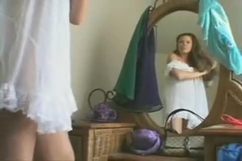 nice-looking lady-man Masterbates To cumshot