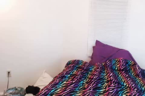 Redhead tranny Plays With Lez friend