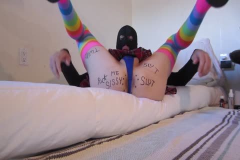 WHO WANTS TO pound MY SKINNY SISSY booty