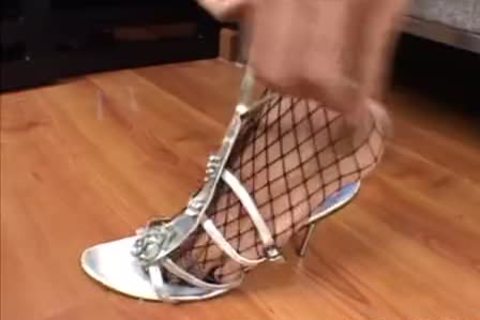 wild asian Ladyboy In nylons