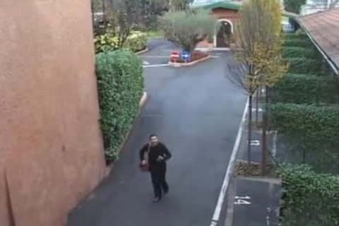 lusty Italian sheboy Leslie, sucking And Getting banged