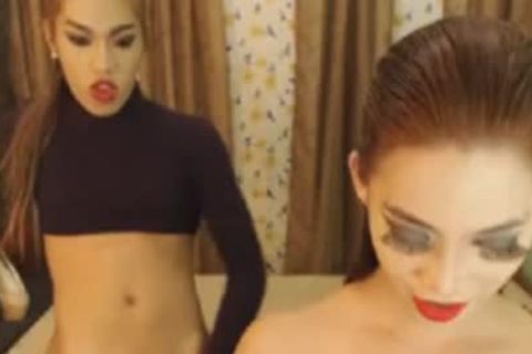 oriental pair bonks On Live web camera