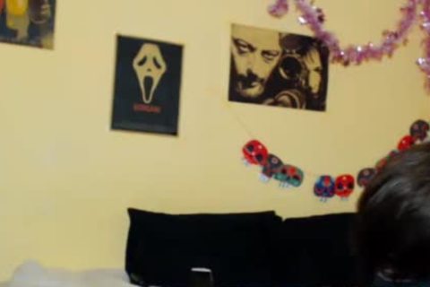 latin chick large shlong lady-boy fellatio web camera