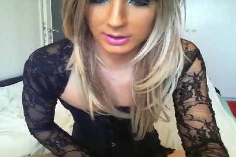 nasty Crossdresser Jerking