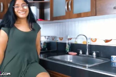 ladyman Monstercock Wobbling In skirt On webcam