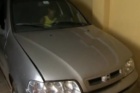 T mother I'd like to bang Fixes Car But gets Her Exhaust Pipe Worked Out