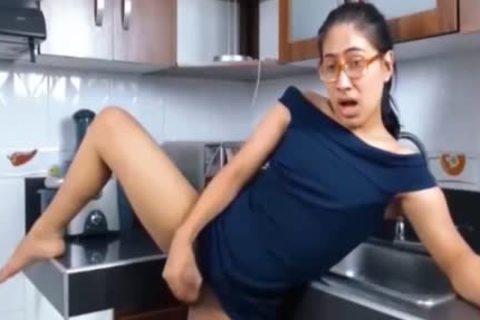 nasty latin chick ladyman Monstercock Cumming cam