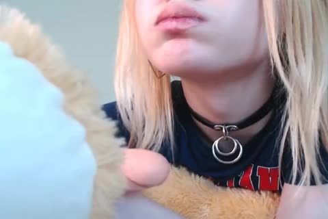 Teenager Trap With A long fake penis Deepthroat