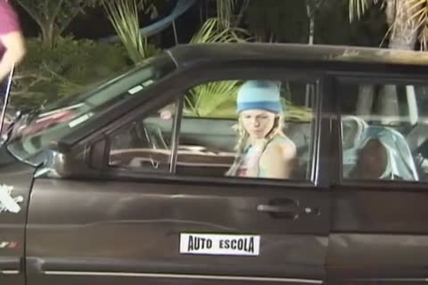 shemale Juliana Di Primo gets banged After Drive Lesson..