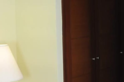 nice Filipino Ladyboy skank Make Her BoyFriend cum