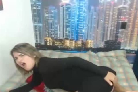 Young skinny asian ladyboy masturbation on web-cam