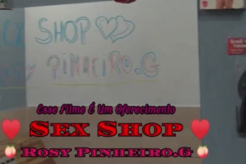Rosy Pinheiro Dá Seu Cuzinho Para Um Cliente Do Seu Sex Shop Rosy Pinheiro.G