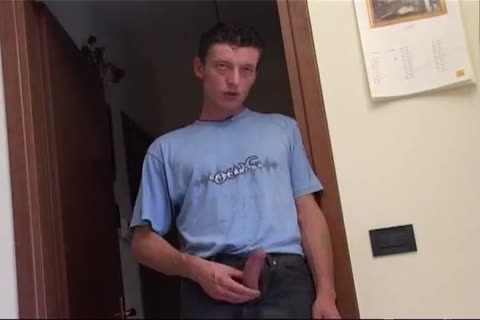 Tilf Sucks&receives hammered By neighbor