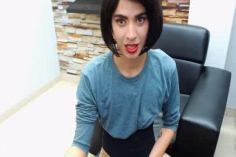 tranny jerking off And Moaning For u