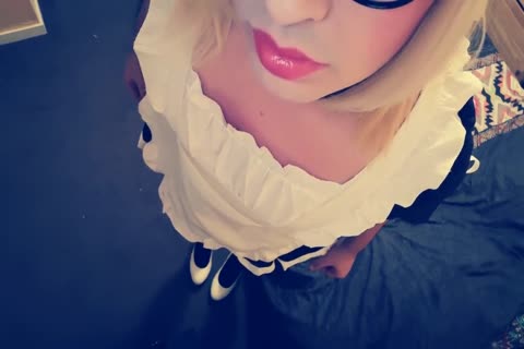 Sissy Maid Noemie Play With Here Boyfriend fake penis