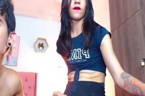 lucky lad Sux humongous penis Girlfriend