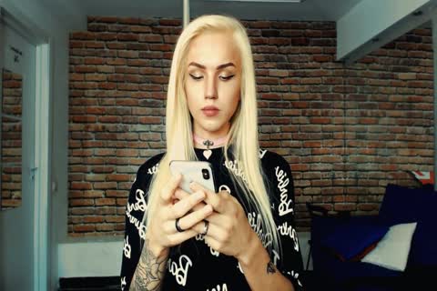 Crossdresser web camera