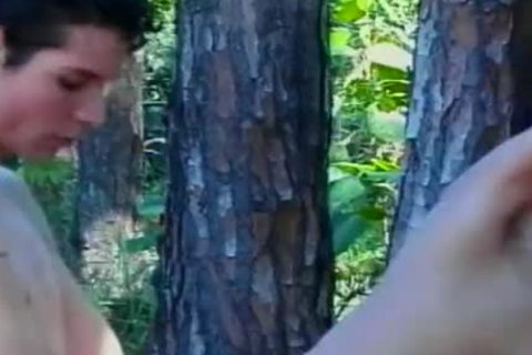 large Load acquires Blown On brunette hair ladyman Penelope Jolie's wang After Boyfriend bonks Her butthole In Woods