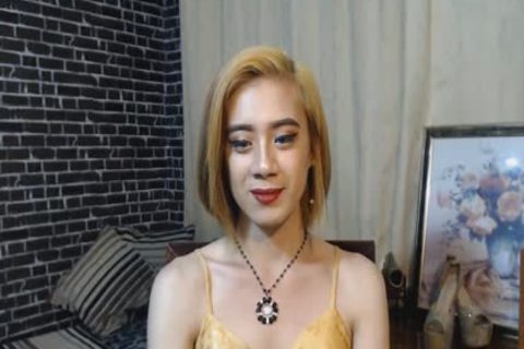 fine asian ladyboy Plays Her enchanting 10-Pounder
