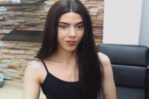 Seductive brunette hair shelady Hard erect 10-Pounder