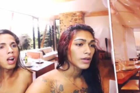 shemale girl Masturbates On Camera