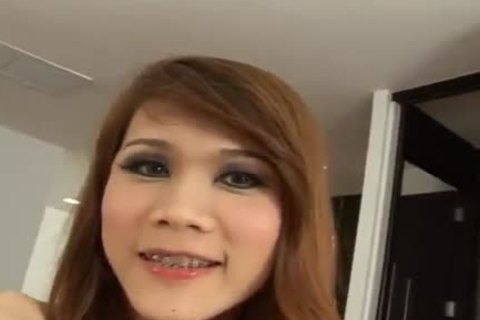 cute Thai Ladyboy receives nailed