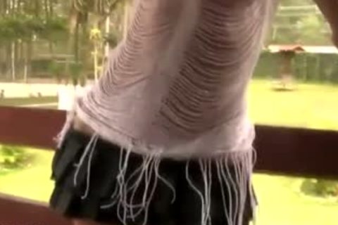 ebony shelady Exposes perfect milk shakes And Jerks