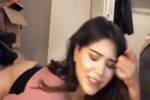 fine T-beauty Masturbates And Sucks penis In Live