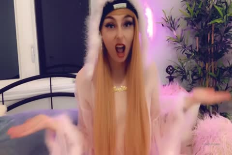 small bazookas tranny Britney Colucci Solo