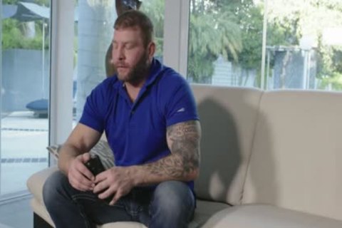 fine Ts Temptress Khloe Kay Takes Stepdad 10-Pounder Up In Her wazoo