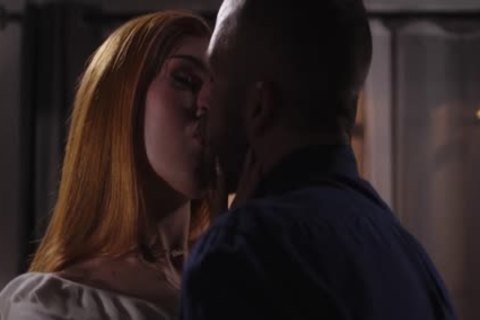 breasty blond sheboy Daisy Taylor attractive Deepthroat bj