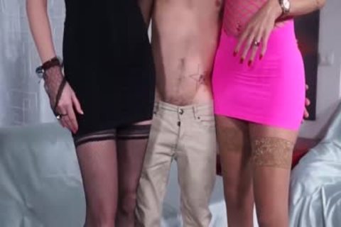 Renata Davila nice-looking Brazilian tgirl Coarse ass Foursome With Excited skank