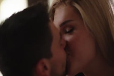 Tbabe Daisy Enjoys Barebacking The anal Of A teen