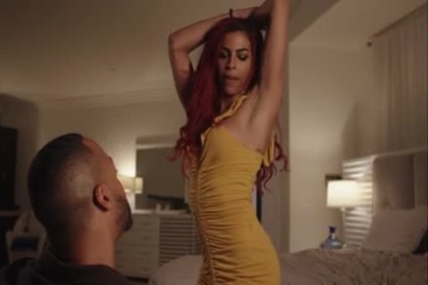 Tattooed tranny gets Her pretty arse fucked By gigantic dark penis