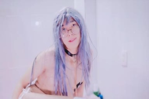 oriental Sissy sperm And Moan