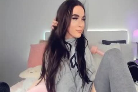 Sierradiamond webcam ladyboy
