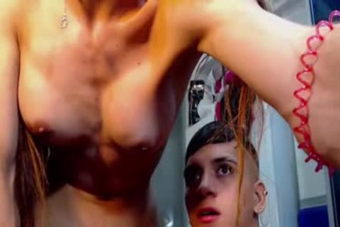 Boyfriend blows Monstertcock lady-man