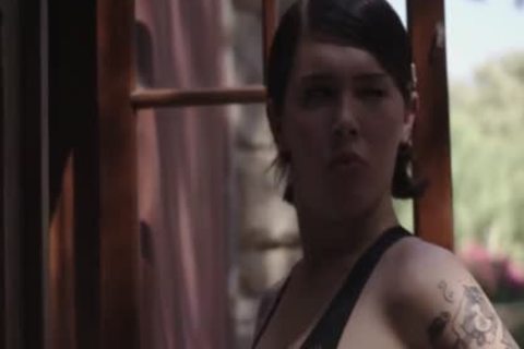 Daisy Taylor bangs Woman Stuck In Window