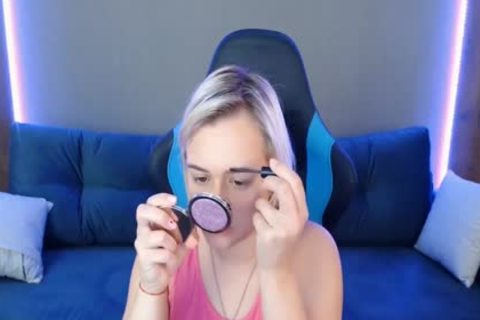 Emilycuty Live cam Show