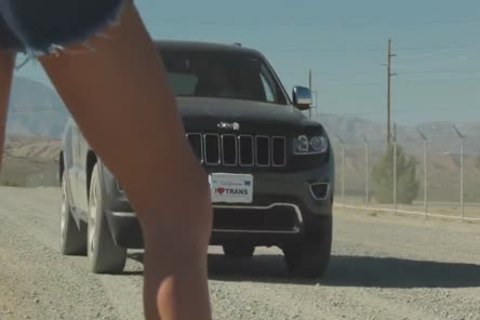 latin chick chick Dumped & Ditched, nails Driver Who Saves Her
