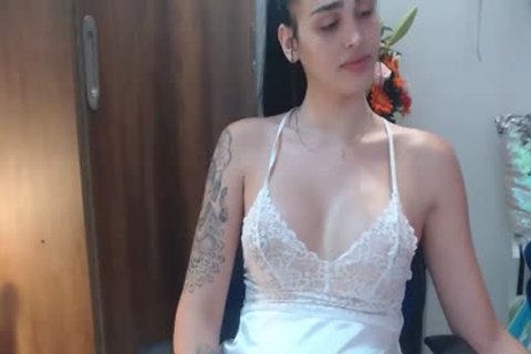 Sarithabunny ladyboy web camera