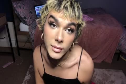 Fucking hard british femboy in uniform