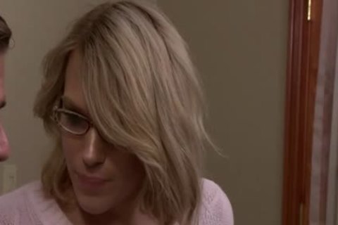 slim Ts Beauty Aspen Brooks Sucks And receives Intensely Analed