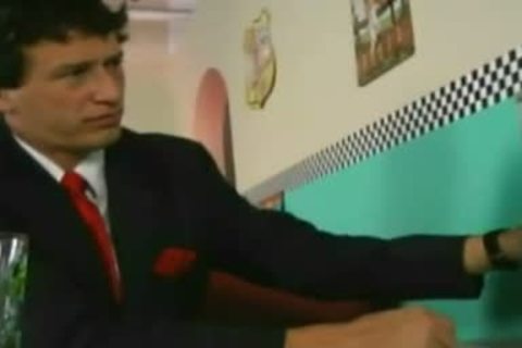 Transexual Waitress pokes A Customer