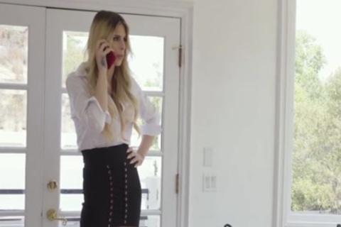 concupiscent guy Didnt Expect To slam TBabe Casey Kisses In Doggystyle