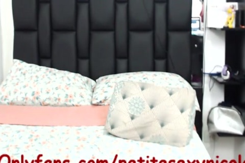 tranny shemale Enjoying Solo Masturbation