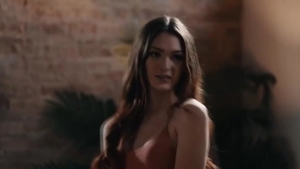 petite mangos lady-man Tori Easton Barebaack butt bonks Draven
