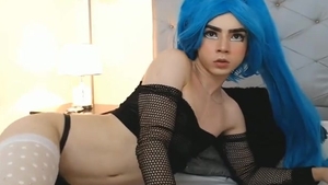 Trans Cosplay Hatsune Miku  (consummate cutie)