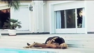 ebony fellow Bonks blonde TS By Pool
