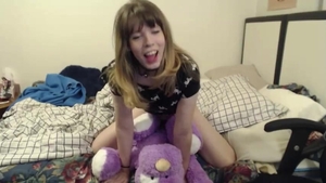 K1mbrune20  - Too concupiscent To Hold Back The Nut - Accidental cum